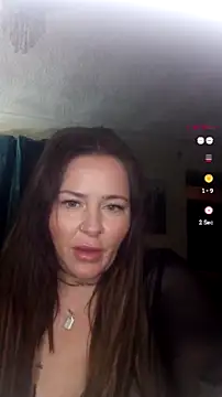 Snapshot of Kandi-kiss chatting on 07-02-26, 11:22 Kandi-kiss online show from 07-02-26, 11:22