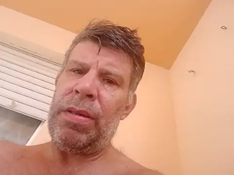 Snapshot of stud2512 chatting on 06-21-26, 07:25 stud2512 online show from 06-21-26, 07:25
