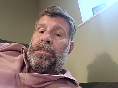 Snapshot of stud2512 chatting on 05-28-26, 07:09 stud2512 online show from 05-28-26, 07:09