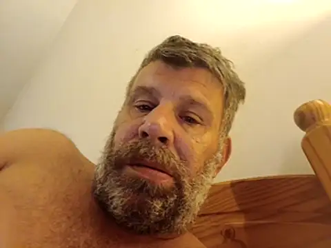 Snapshot of stud2512 chatting on 05-27-26, 05:04 stud2512 online show from 05-27-26, 05:04