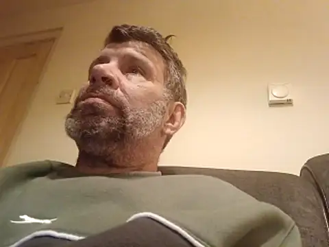 stud2512 online show from 04-06-26, 09:16