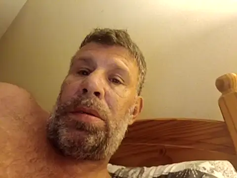 Snapshot of stud2512 chatting on 05-14-26, 05:48 stud2512 online show from 05-14-26, 05:48