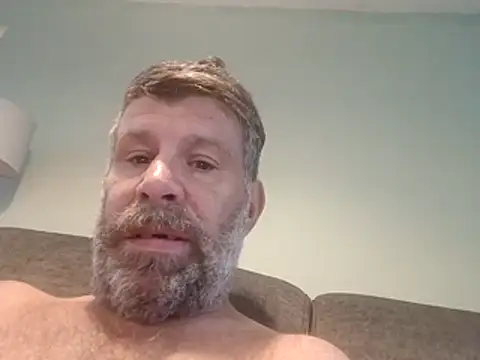 Snapshot of stud2512 chatting on 05-27-26, 06:15 stud2512 online show from 05-27-26, 06:15