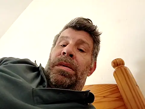 Snapshot of stud2512 chatting on 04-29-26, 11:25 stud2512 online show from 04-29-26, 11:25