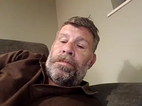 Snapshot of stud2512 chatting on 05-24-26, 08:31 stud2512 online show from 05-24-26, 08:31