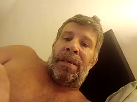 Snapshot of stud2512 chatting on 07-04-26, 09:52 stud2512 online show from 07-04-26, 09:52
