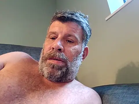 Snapshot of stud2512 chatting on 05-26-26, 06:39 stud2512 online show from 05-26-26, 06:39