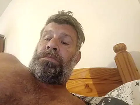 Snapshot of stud2512 chatting on 06-03-26, 02:33 stud2512 online show from 06-03-26, 02:33
