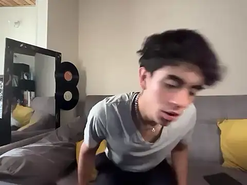 Stolas ying online show from 03-05-26, 09:11