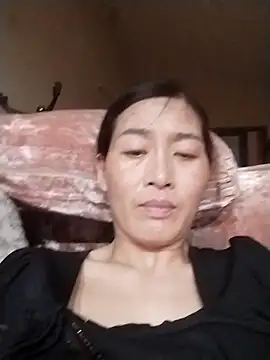 lris-Beauty77 online show from 03-23-26, 03:23