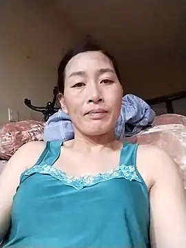 lris-Beauty77 online show from 04-15-26, 02:32