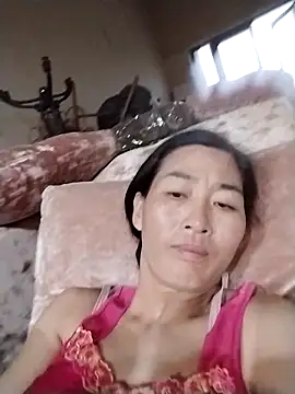 lris-Beauty77 online show from 04-14-26, 10:48