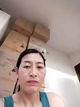 Snapshot of lris-Beauty77 chatting on 04-26-26, 09:56 lris-Beauty77 online show from 04-26-26, 09:56