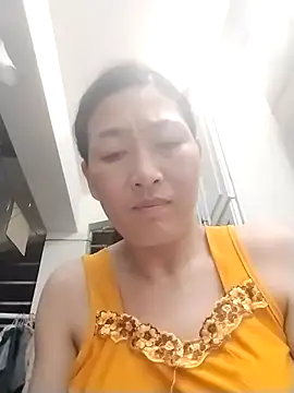 lris-Beauty77 online show from 03-25-26, 04:17