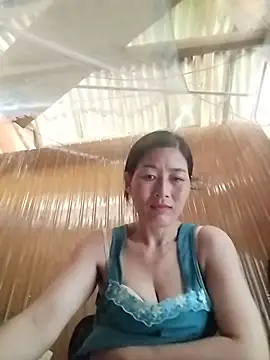Snapshot of lris-Beauty77 chatting on 06-08-26, 02:23 lris-Beauty77 online show from 06-08-26, 02:23