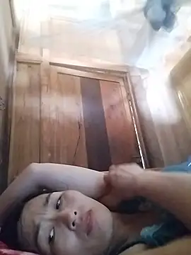 Snapshot of lris-Beauty77 chatting on 05-28-26, 04:09 lris-Beauty77 online show from 05-28-26, 04:09