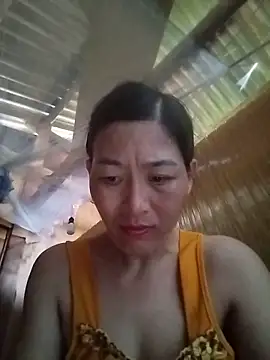 Snapshot of lris-Beauty77 chatting on 05-30-26, 10:10 lris-Beauty77 online show from 05-30-26, 10:10