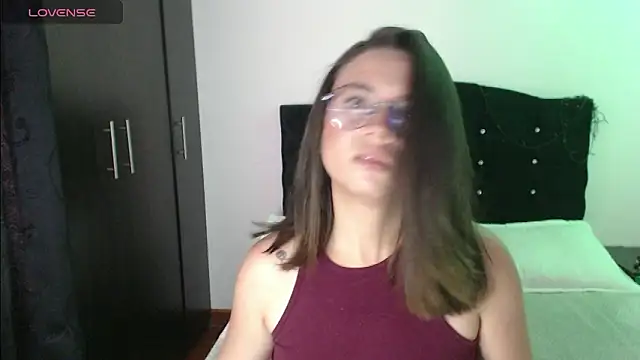 Ana  arms online show from 03-25-26, 03:55