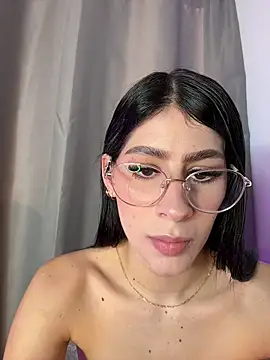 Snapshot of Dasha_Be chatting on 04-25-26, 09:12 Dasha Be online show from 04-25-26, 09:12