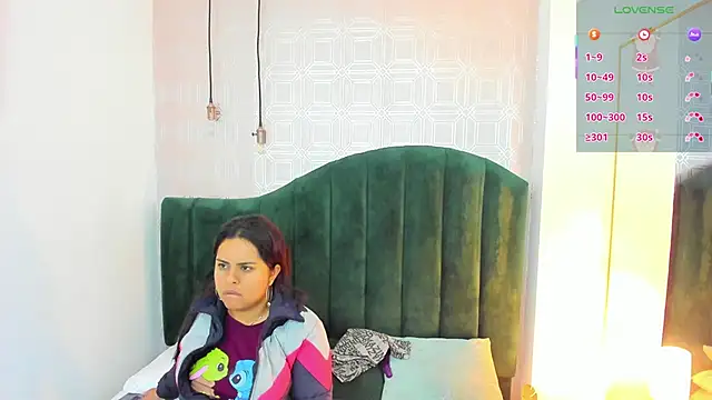 Renata Love online show from 02-24-26, 12:06