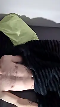 Snapshot of elong007 chatting on 02-24-26, 11:44 elong007 online show from 02-24-26, 11:44