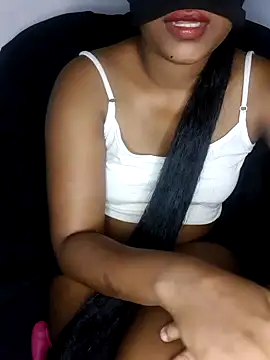 Snapshot of waishu12 chatting on 06-12-26, 02:48 waishu12 online show from 06-12-26, 02:48