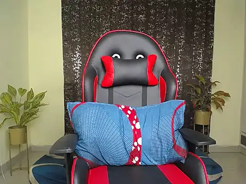 Snapshot of Ishq_Fever chatting on 04-06-26, 06:36 Ishq Fever online show from 04-06-26, 06:36