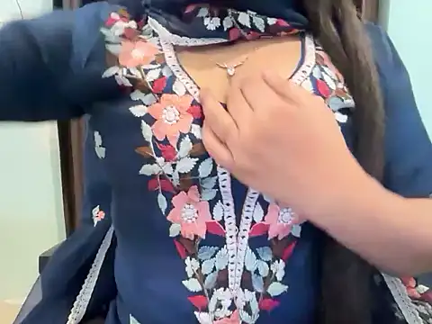 Avneet kaurr1 online show from 03-30-26, 07:21