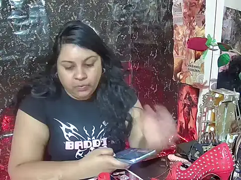 Snapshot of MistressMileenaMiami chatting on 05-30-26, 11:38 MistressMileenaMiami online show from 05-30-26, 11:38