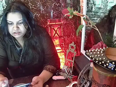 Snapshot of MistressMileenaMiami chatting on 06-30-26, 03:56 MistressMileenaMiami online show from 06-30-26, 03:56
