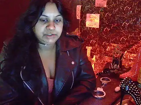 Snapshot of MistressMileenaMiami chatting on 08-02-26, 03:10 MistressMileenaMiami online show from 08-02-26, 03:10