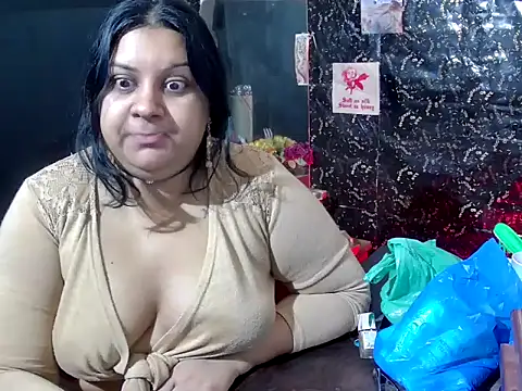 Snapshot of MistressMileenaMiami chatting on 07-20-26, 10:39 MistressMileenaMiami online show from 07-20-26, 10:39