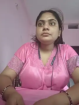 Snapshot of Aanushaka chatting on 05-21-26, 01:14 Aanushaka online show from 05-21-26, 01:14