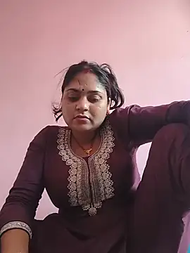 Snapshot of Aanushaka chatting on 05-24-26, 10:15 Aanushaka online show from 05-24-26, 10:15