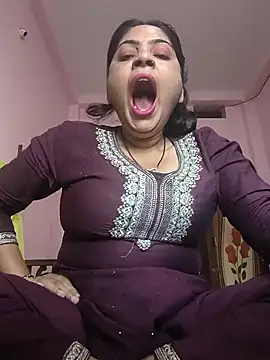 Snapshot of Aanushaka chatting on 06-03-26, 08:26 Aanushaka online show from 06-03-26, 08:26