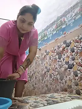 Snapshot of Aanushaka chatting on 06-02-26, 02:00 Aanushaka online show from 06-02-26, 02:00