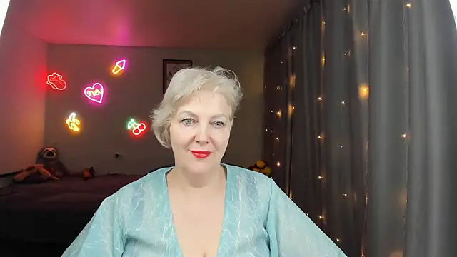 Snapshot of Mary-Leee chatting on 05-29-26, 04:46 Mary-Leee online show from 05-29-26, 04:46