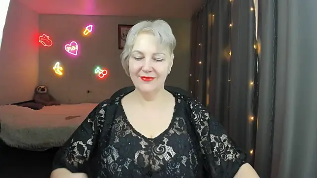 Snapshot of Mary-Leee chatting on 05-04-26, 03:04 Mary-Leee online show from 05-04-26, 03:04