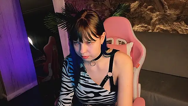 SofiaSterns online show from 02-25-26, 08:47