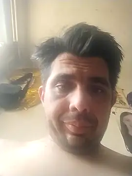 Snapshot of manuel4200 chatting on 05-10-26, 12:25 manuel4200 online show from 05-10-26, 12:25
