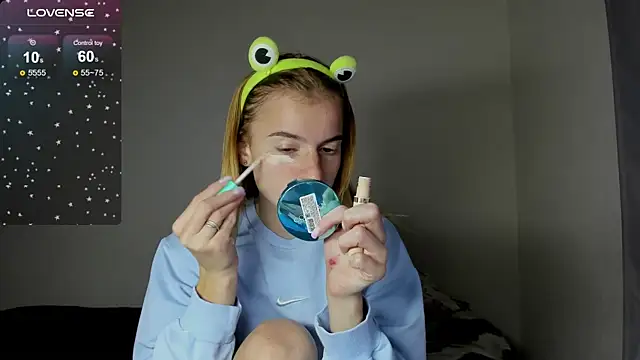 Stacey Brow online show from 07-26-26, 04:30