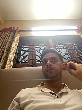 online4u08 online show from 04-09-26, 08:04