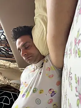 online4u08 online show from 03-24-26, 07:47