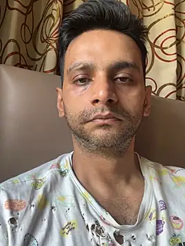 online4u08 online show from 04-12-26, 05:33