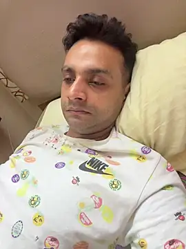 online4u08 online show from 04-07-26, 05:48