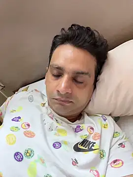 online4u08 online show from 03-22-26, 06:31