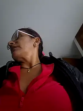 Lorenaluna online show from 03-16-26, 07:56