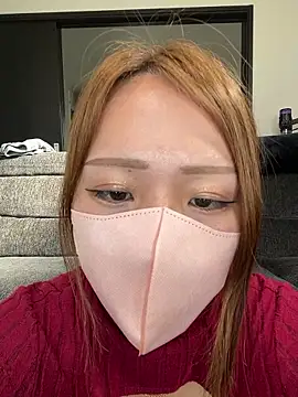 Snapshot of _RAN_ch chatting on 05-18-26, 10:14 RAN ch online show from 05-18-26, 10:14