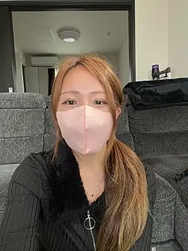 Snapshot of _RAN_ch chatting on 05-27-26, 10:39 RAN ch online show from 05-27-26, 10:39