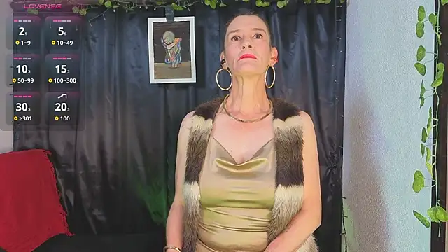 LeanaMaturee online show from 03-12-26, 11:25